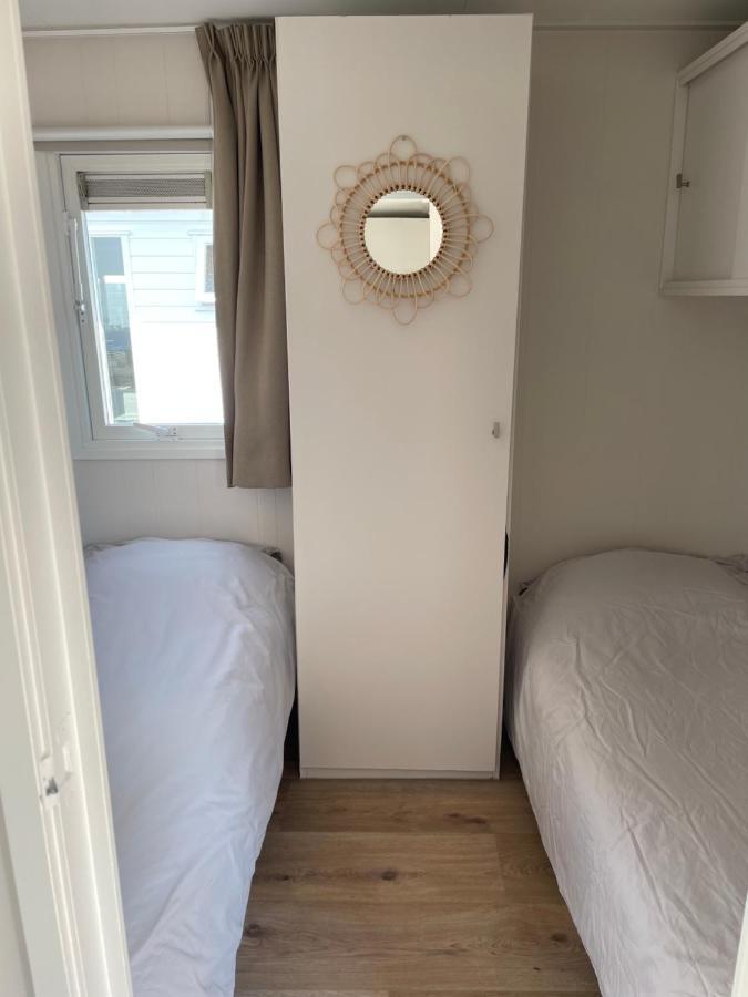Luxe Chalet Direct Aan Het Water Met Strand Lith Exterior foto